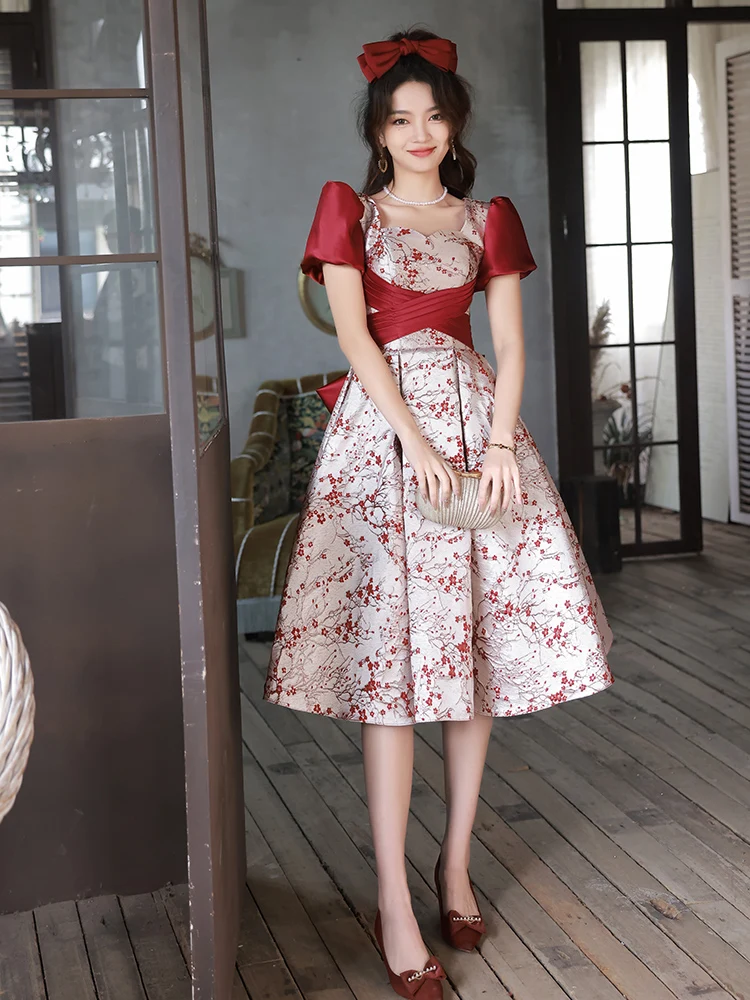 Chic Beautiful Burgundy Floral Homecoming Graduation Dresses 2023 A-Line Princess Square