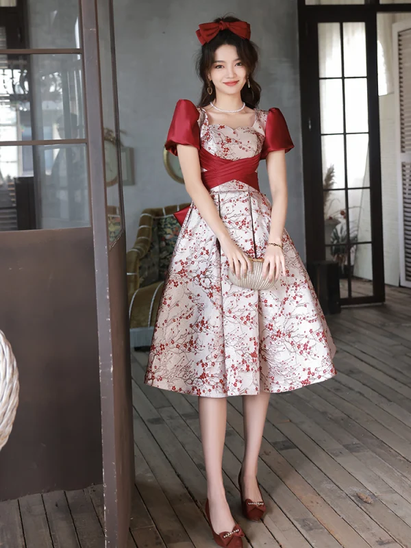 Chic / Beautiful Burgundy Floral Homecoming Graduation Dresses 2023 A-Line / Princess Square Neckline Short Sleeve Backless Bow Floor-Length / Long Formal Dresses