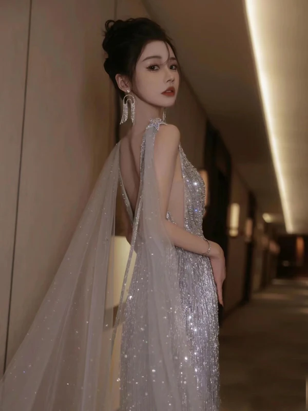 Scintillantes Sexy Argenté Perlage Paillettes Robe De Soirée 2024 Trompette / Sirène V-Cou Sans Manches Dos Nu Longue Soirée Robe De Ceremonie