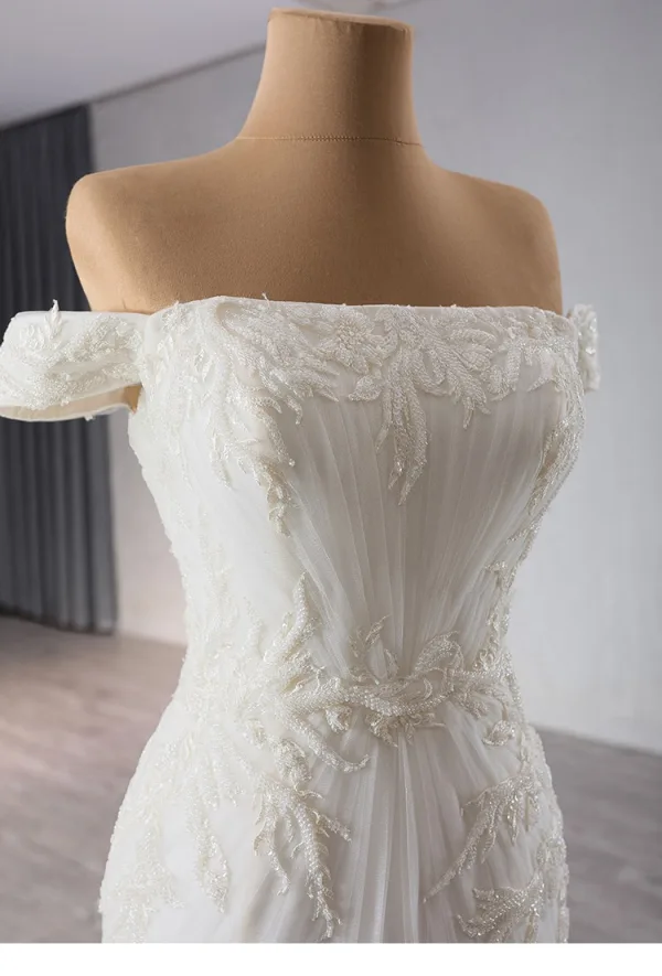 High End Weiß Perlenstickerei Pailletten Brautkleider / Hochzeitskleider 2024 Meerjungfrau Off Shoulder Ärmellos Rückenfreies Sweep / Pinsel Zug Hochzeit