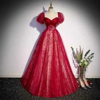 Scintillantes Bordeaux Paillettes Robe De Bal 2022 Princesse Encolure Carrée Gonflée Manches Courtes Dos Nu Noeud Longue Robe De Ceremonie