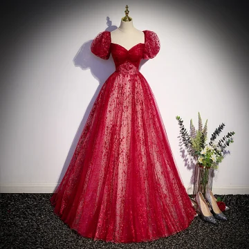 Scintillantes Bordeaux Paillettes Robe De Bal 2022 Princesse Encolure Carrée Gonflée Manches Courtes Dos Nu Noeud Longue Robe De Ceremonie
