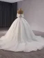 Luxus / Herrlich Weiß Handgefertigt Perlenstickerei Perle Pailletten Ballkleid Brautkleider / Hochzeitskleider 2024 Bandeau Ärmellos Rückenfreies Kapelle-Schleppe Hochzeit