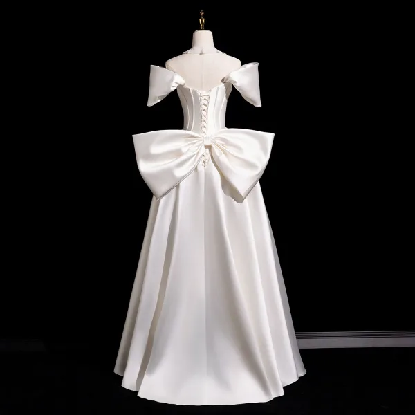 Modest / Simple Elegant Ivory Beading Lace Flower Satin Wedding Dresses 2025 Ball Gown Off-The-Shoulder Sleeveless Backless Bow Floor-Length / Long Wedding