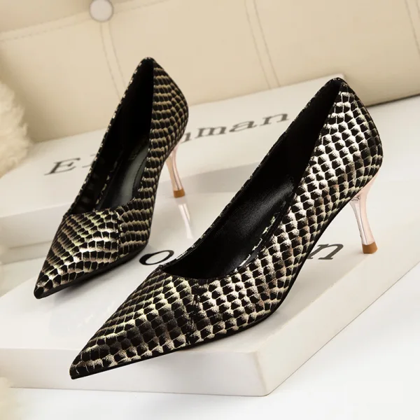 Chic / Beautiful Blushing Pink Fish Scales Cocktail Party Pumps High Heels 2022 6 cm Stiletto Heels Pointed Toe Pumps