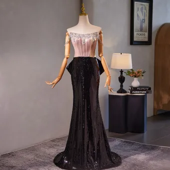 Charmant Rougissant Rose Perlage Faux Diamant Paillettes Robe De Soirée 2024 Trompette Sirène Bustier Sans Manches Dos Nu Train De Balayage Promo Robe De Ceremonie