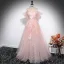 Schöne Rosa Perlenstickerei Applikationen Gespaltete Front Ballkleider 2024 Ballkleid Off Shoulder Kurze Ärmel Rückenfreies Lange Ball Festliche Kleider