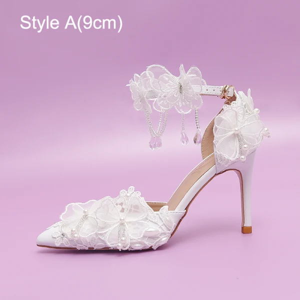 Elegant White Pearl Lace Butterfly Flower Wedding Shoes 2024 Ankle Strap 9 cm Stiletto Heels Pointed Toe Wedding Sandals High Heels