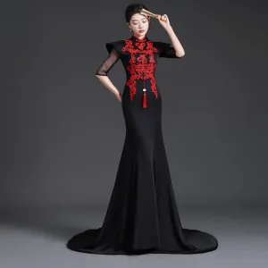 Style Chinois Noire En Dentelle Fleur Cheongsam Robe De Soirée 2025 Trompette Sirène Col Haut 1 2 Manches Train De Balayage Soirée Cheongsam
