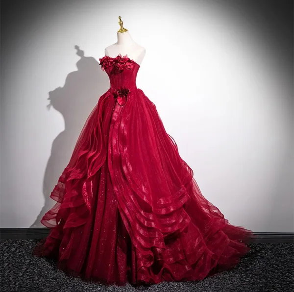 Chic / Beautiful Burgundy Appliques Cascading Ruffles Prom Dresses 2025 Ball Gown Strapless Sleeveless Backless Floor-Length / Long Prom Formal Dresses