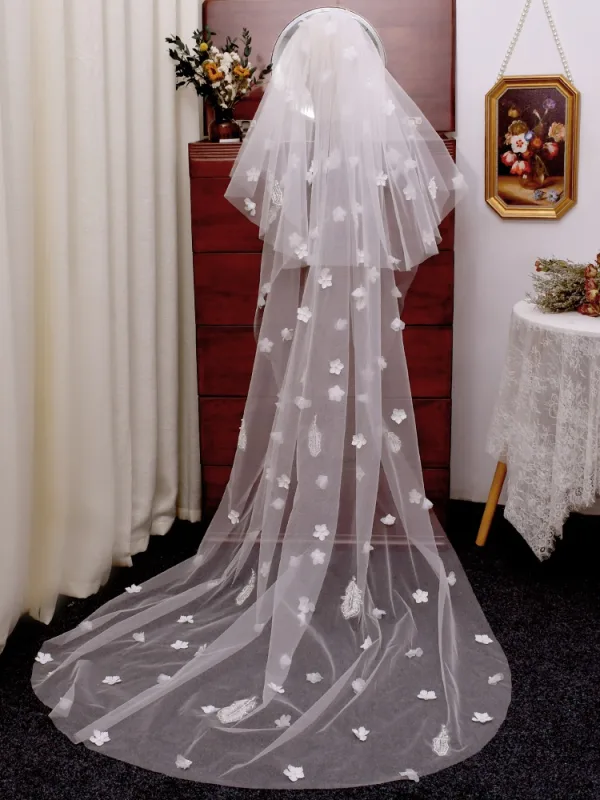 Chic / Beautiful White Handmade  Lace Flower Sweep Train 3 m Wedding Veils 2025