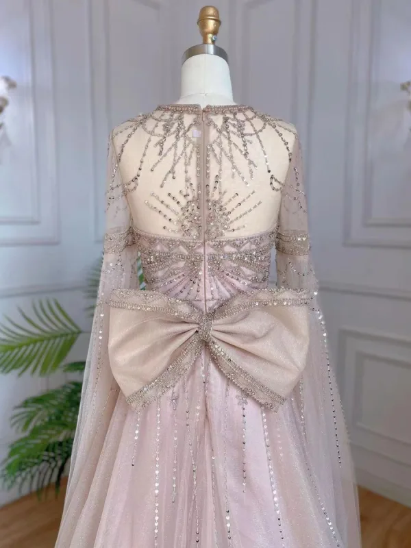 Haut de Gamme Bleu Ciel Fait main Perlage Paillettes Robe De Soirée 2023 Princesse Encolure Dégagée Manches Longues Noeud Soirée Train De Balayage Robe De Ceremonie