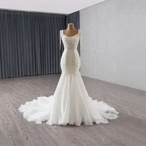 High End Hvit Håndlaget Beading Perle Paljetter Brudekjoler 2025 Trompet Havfrue Firkantet Hals Uten Ermer Ryggløse Domstol Tog Bryllup