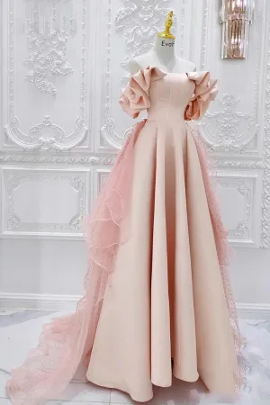 Elegant Rødmende Rosa Gripende Ruffles Satin Ballkjoler 2024 Prinsesse Buste Av Skulderen Korte Ermer Ryggløse Feie Tog Formelle Kjoler