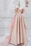 Élégant Rougissant Rose Volants en Cascade Satin Robe De Bal 2024 Princesse Volants De l'épaule Manches Courtes Dos Nu Train De Balayage Robe De Ceremonie