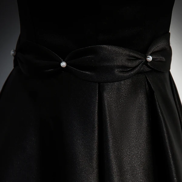 Élégant Noire Satin Robe De Bal 2023 Princesse Perle Encolure Dégagée Manches Courtes Dos Nu Longue Promo Robe De Ceremonie