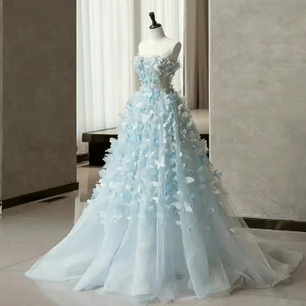 Chic Beautiful Sky Blue Appliques Strapless Prom Dresses 2024 A Line Princess Sleeveless Backless Sweep Train Prom Formal Dresses