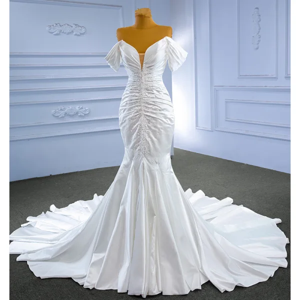 High End Weiß Perlenstickerei Perle Pailletten Satin Brautkleider / Hochzeitskleider 2023 Meerjungfrau Off Shoulder Kurze Ärmel Rückenfreies Kapelle-Schleppe Hochzeit