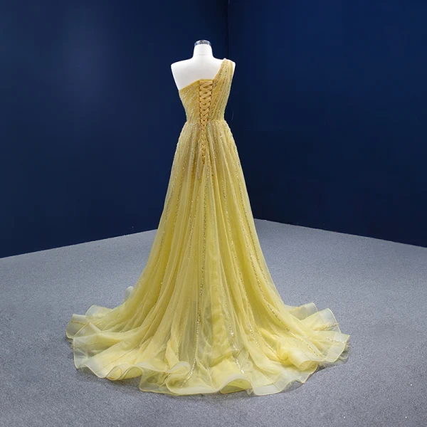 Chic / Beautiful Yellow Summer Sequins Prom Dresses 2022 A-Line / Princess One-Shoulder Sleeveless Backless Split Front Sweep Train Formal Dresses