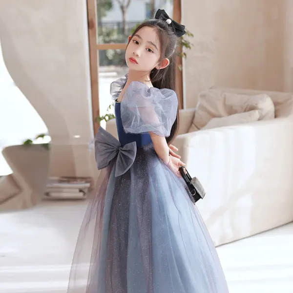 Élégant Bleu Marine Paillettes Promo Robe Ceremonie Fille 2022 Princesse Encolure Carrée Gonflée Manches Courtes Noeud Dos Nu Longue Robe Ceremonie Fille