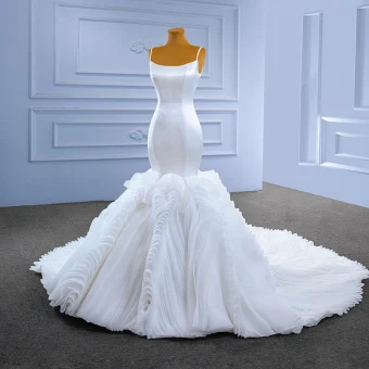 High End White Ruffle Wedding Dresses 2022 Trumpet Mermaid Spaghetti Straps Sleeveless Backless Chapel Train Wedding