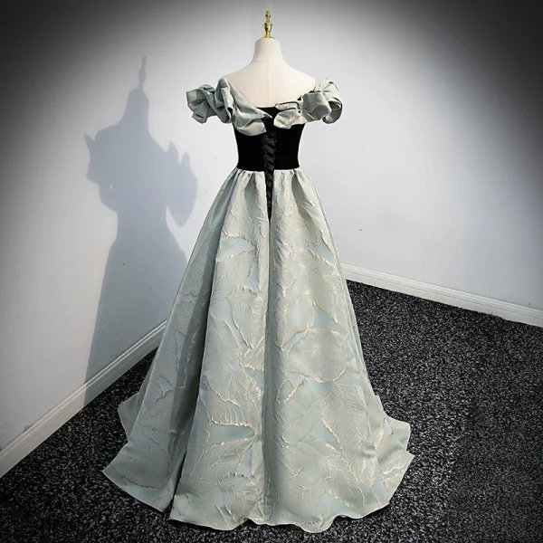 Audrey Hepburn Style Black Prom Dresses 2022 A-Line / Princess Ruffle Off-The-Shoulder Short Sleeve Backless Floor-Length / Long Formal Dresses