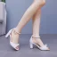 Élégant Blanche Bride Cheville Perle Chaussure De Mariée 2025 7 cm Talons Épais Peep Toes / Bout Ouvert Mariage Sandales Talons Hauts
