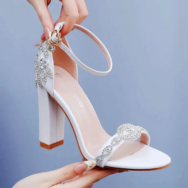 Sexy Blanche Faux Diamant Chaussure De Mariée 2024 Bride Cheville 11 cm Talons Épais Peep Toes / Bout Ouvert Mariage Sandales Talons Hauts