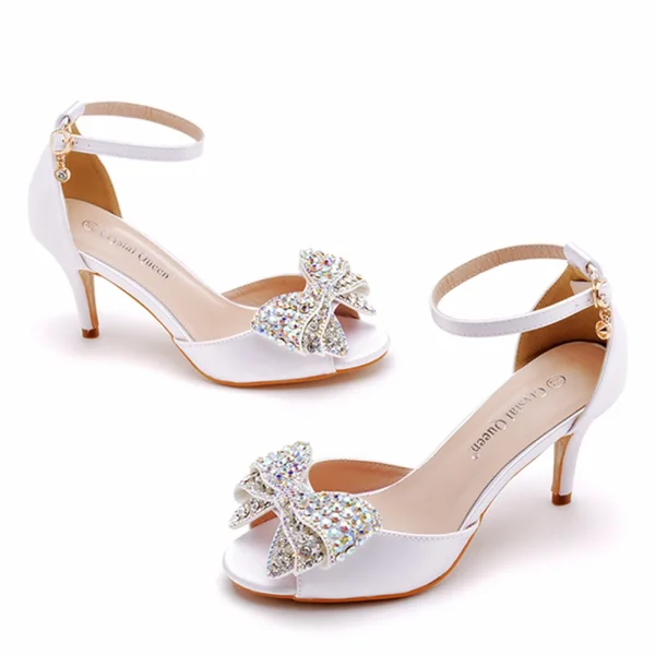 Charmant Weiß Strass Schleife Ball Sandalen Damen 2023 Knöchelriemen 7 cm Stilettos Peeptoes Sandaletten Hochhackige