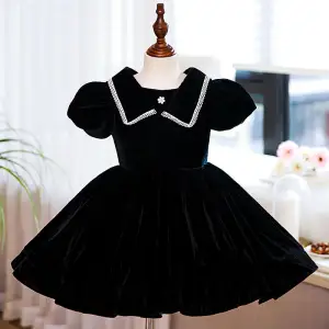 Chic Beautiful Black Suede Birthday Flower Girl Dresses 2022 Ball Gown Scoop Neck Puffy Short Sleeve Pearl Floor Length Long Flower Girl Dresses
