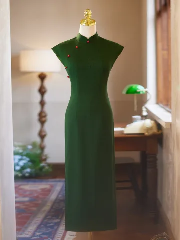 Vintage Originale Vert Foncé Soirée Cheongsam 2025 Trompette Sirène Col Haut Sans Manches Longue Cheongsam