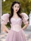 Chic / Belle Couleur Unie Rougissant Rose Plissée Paillettes Robe De Bal 2023 Princesse V-Cou Gonflée Manches Courtes Dos Nu Noeud Longue Promo Robe De Ceremonie