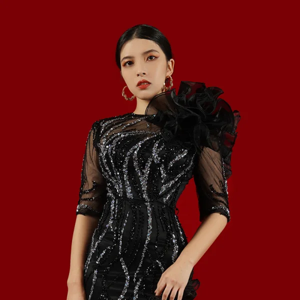 Haut de Gamme Noire Fait main Perlage Paillettes Robe De Soirée 2023 Trompette / Sirène Encolure Dégagée Appliques 1/2 Manches Ceinture Train De Balayage Soirée Robe De Ceremonie