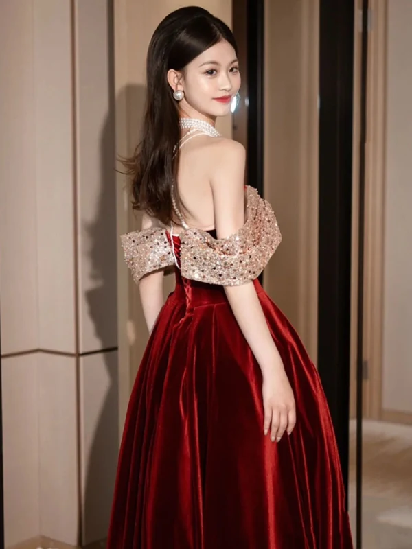 Sexy Burgundy Sequins Velvet Prom Dresses 2023 A-Line / Princess Off-The-Shoulder Sleeveless Backless Floor-Length / Long Prom Formal Dresses
