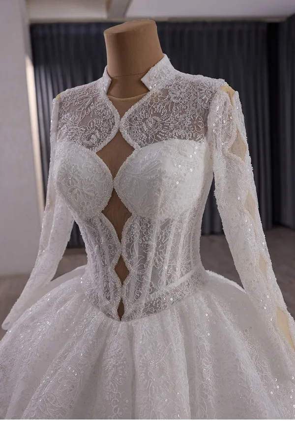 Luxury / Gorgeous White Beading Pearl Sequins Lace Flower Wedding Dresses 2025 Ball Gown High Neck Long Sleeve Backless Court Train