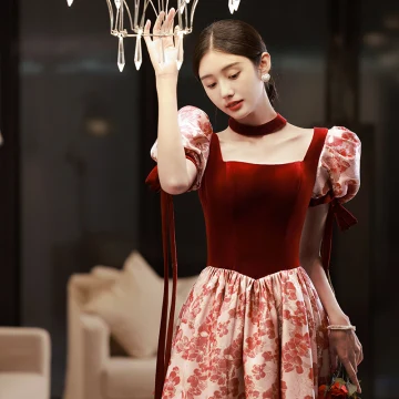 Elegant Burgundy Printing Prom Dresses 2022 A Line Princess Square Neckline Puffy Short Sleeve Backless Floor Length Long Formal Dresses