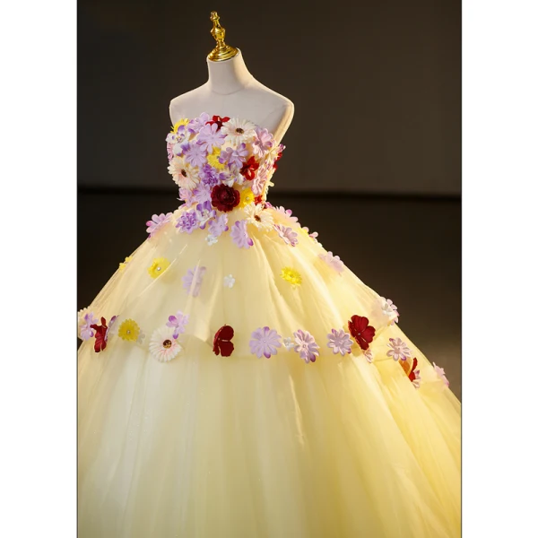 Elegant Yellow Rhinestone Appliques Cascading Ruffles Prom Dresses 2023 Ball Gown Strapless Sleeveless Backless Floor-Length / Long Prom Formal Dresses