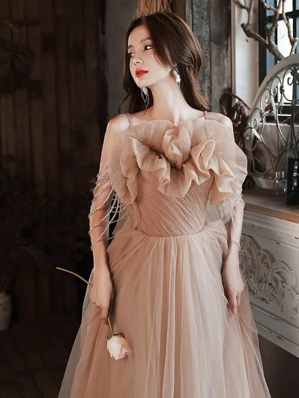 Charmant Rougissant Rose Robe De Soirée 2022 Princesse Bretelles Spaghetti Volants Sans Manches Dos Nu Perlage Longue Soirée Robe De Ceremonie