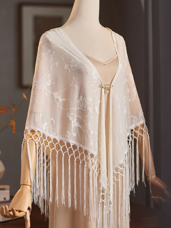 Vintage / Retro shawl Beige Lace Tassel Polyester Shawls 2025