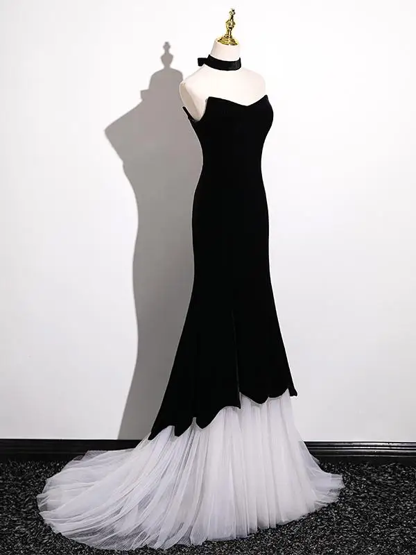Sexy Black Evening Dresses 2025 Trumpet / Mermaid Strapless Sleeveless Backless Sweep Train Evening Party Formal Dresses