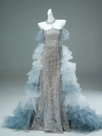 Glitter Luxe Zilveren Kralen Cascading Ruches Pailletten Avondjurken 2025 Trompet Zeemeermin Strapless Mouwloos Ruglooze Sweep Trein Avond Gelegenheid Jurken