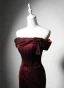 Elegante Burgunderrot Ballkleider 2024 Meerjungfrau Bandeau Ärmellos Rückenfreies Sweep / Pinsel Zug Ball Festliche Kleider
