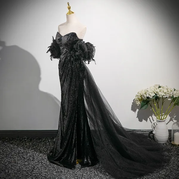 Scintillantes Noire Gland Paillettes Fendue devant Robe De Soirée 2025 Trompette / Sirène De l'épaule Manches Courtes Dos Nu Train De Balayage Robe De Ceremonie