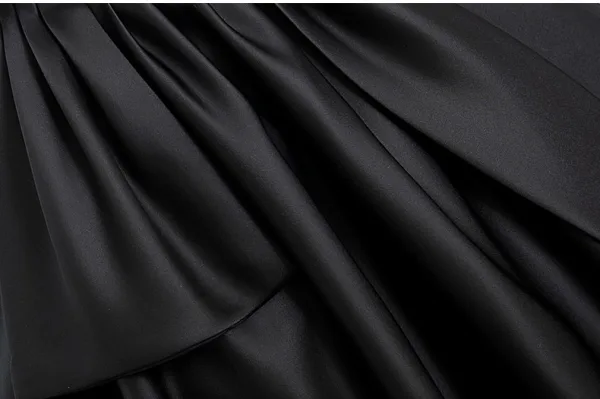Elegant Black Satin Prom Dresses 2024 Ball Gown Off-The-Shoulder Sleeveless Backless Floor-Length / Long Prom Formal Dresses
