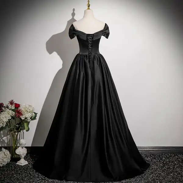 Audrey Hepburn-Stil Schwarz Satin Ballkleider 2024 A Linie V-Ausschnitt Ärmellos Rückenfreies Lange Ball Festliche Kleider