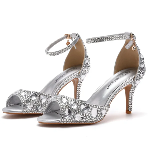 Charmant Silber Strass Abend Sandalen Damen 2023 7 cm Stilettos Peeptoes Knöchelriemen Sandaletten Hochhackige