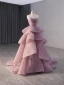 Mote Rødmende Rosa Gripende Ruffles Ballkjoler 2024 Ballkjole Kjæreste Uten Ermer Ryggløse Feie Tog Ball Formelle Kjoler