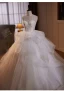 Charmant Blanche Perlage Perle Paillettes En Dentelle Fleur Volants en Cascade Légère Robe De Mariée 2024 Robe Boule Bretelles Spaghetti Sans Manches Dos Nu