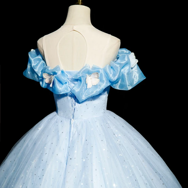 Elegant Sky Blue Lace Butterfly Prom Dresses 2023 Ball Gown Scoop Neck Ruffle Short Sleeve Backless Sequins Floor-Length / Long Prom Formal Dresses