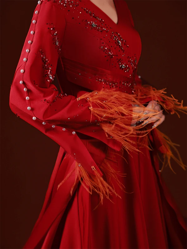 Chinese style Red Pearl Rhinestone Satin Evening Dresses 2022 A-Line / Princess V-Neck Long Sleeve Tassel Backless Evening Party Court Train Formal Dresses